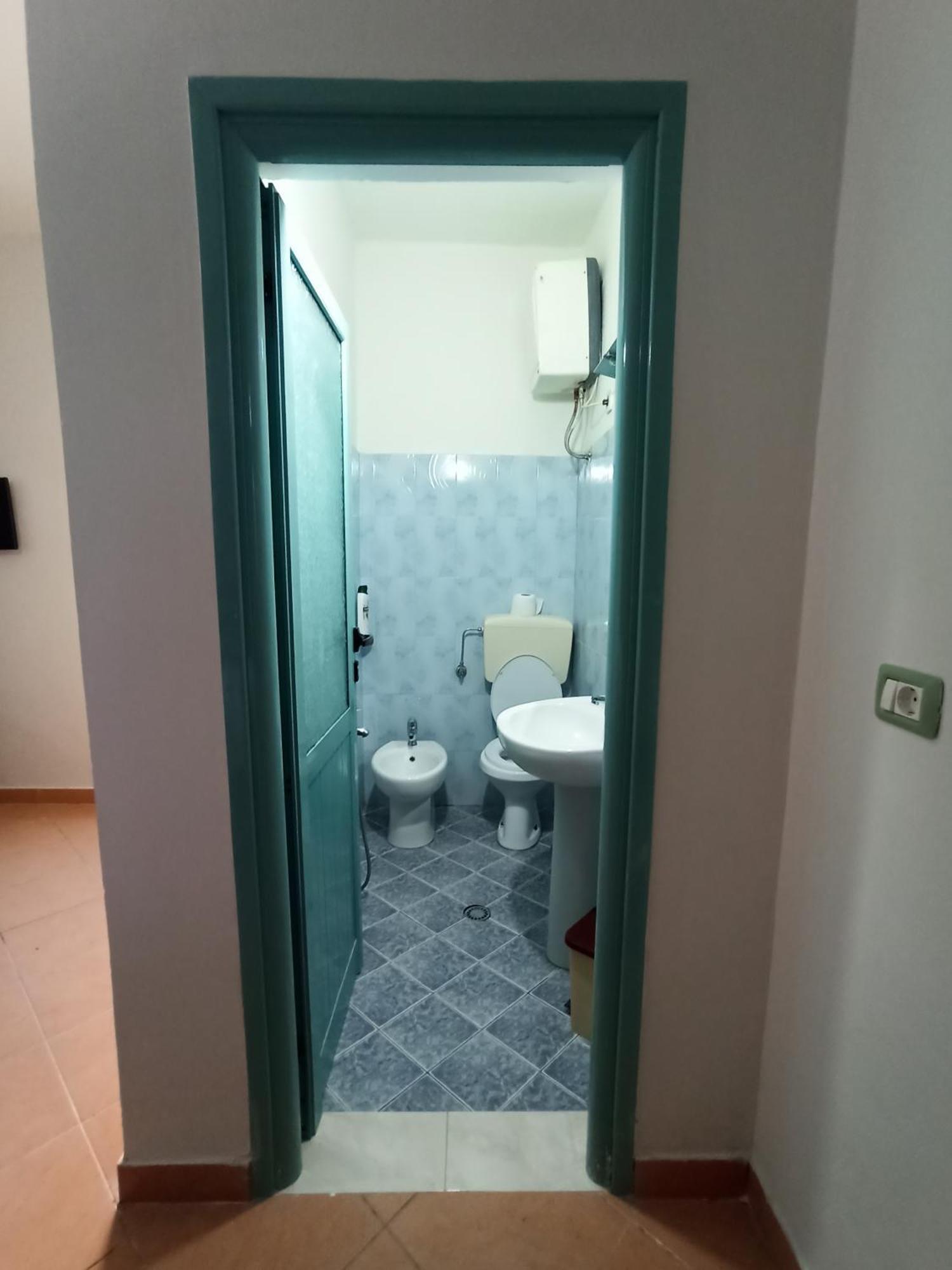 ホテル Kavalona Park Vlorë 部屋 写真